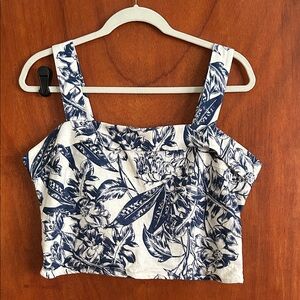 Tropical floral print cropped blouse Abercrombie and Fitch size L